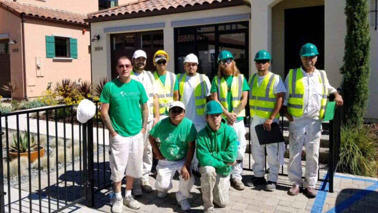 Eco-Clean Painting Team - Committed to Excellent Customer Service